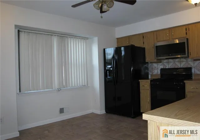 $3,200 | 6107 North Oaks Boulevard, North Brunswick, NJ 08902