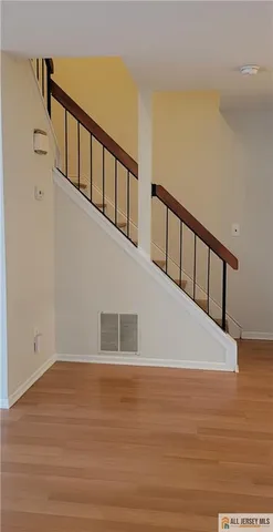 $3,200 | 6107 North Oaks Boulevard, North Brunswick, NJ 08902