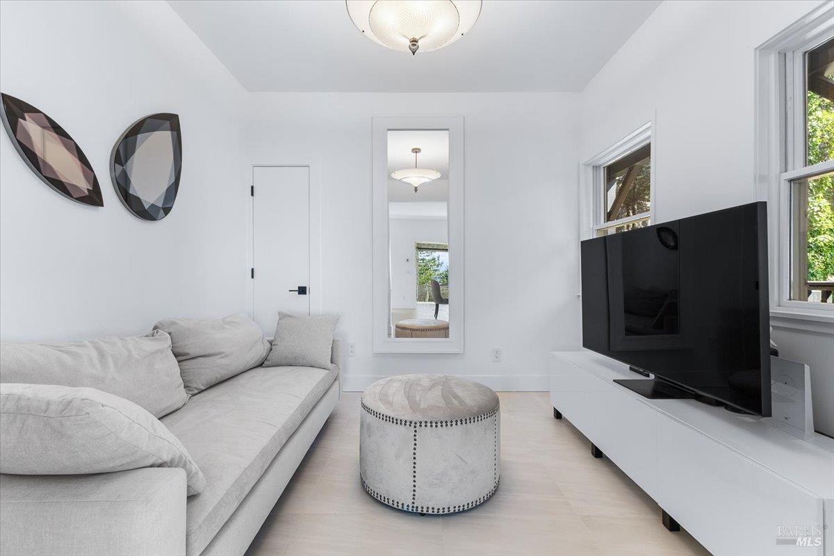 3100 Muniz Ranch Road Jenner, CA 95450 - Photo 11 of 62 Open design flex space