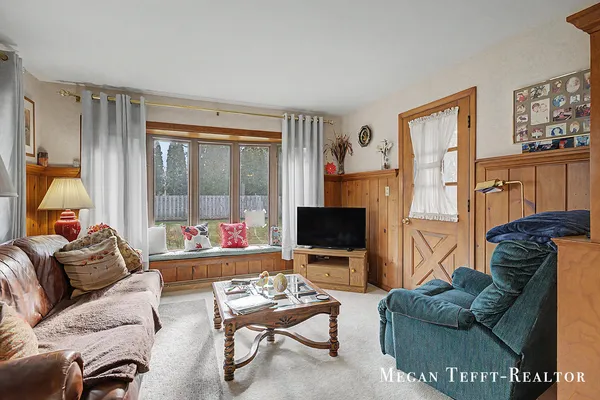 $329,000 | 900 Maynard Northwest, Grand Rapids, MI 49504