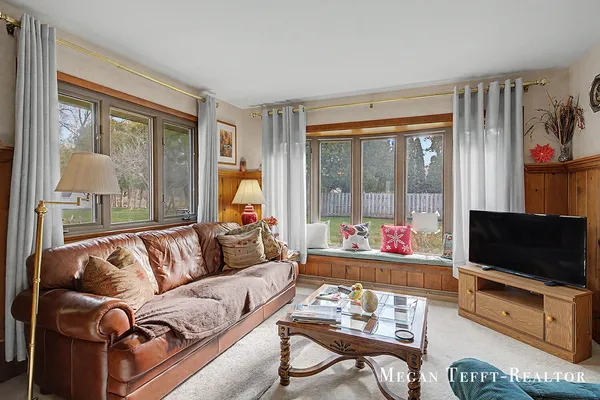 $329,000 | 900 Maynard Northwest, Grand Rapids, MI 49504