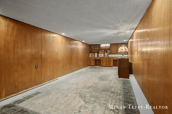 $329,000 | 900 Maynard Northwest, Grand Rapids, MI 49504