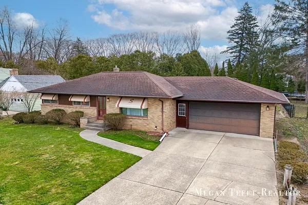 $329,000 | 900 Maynard Northwest, Grand Rapids, MI 49504