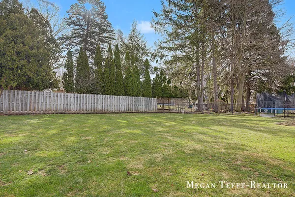 $329,000 | 900 Maynard Northwest, Grand Rapids, MI 49504