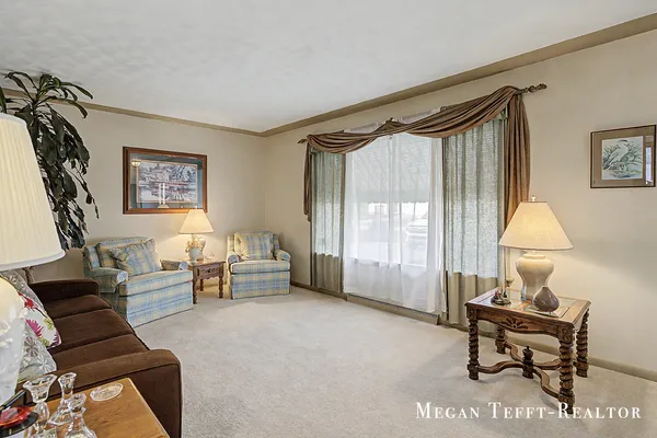 $329,000 | 900 Maynard Northwest, Grand Rapids, MI 49504