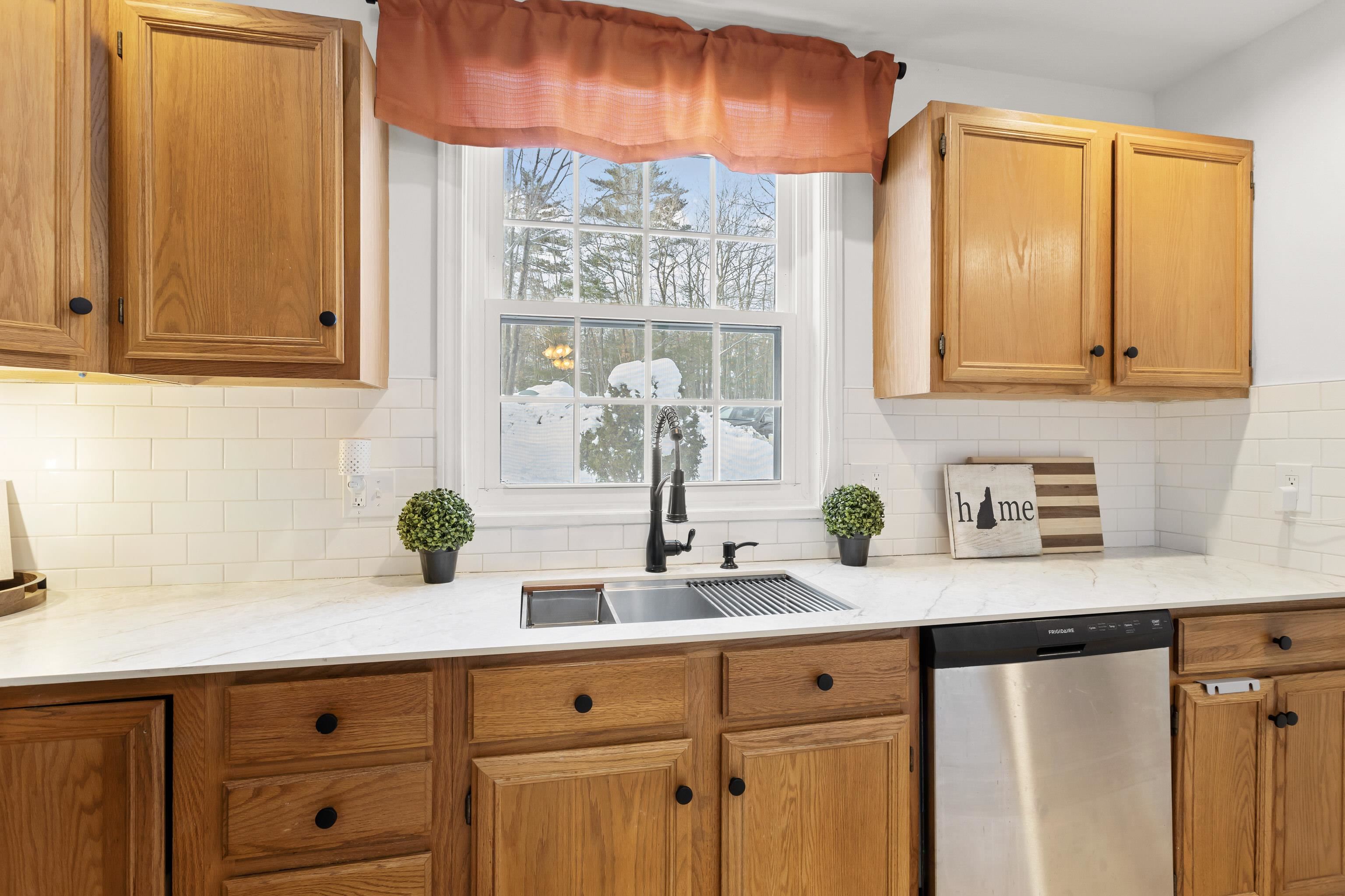 1465 Hooksett Road, Unit 390 Hooksett, NH 03106 - Photo 8 of 39