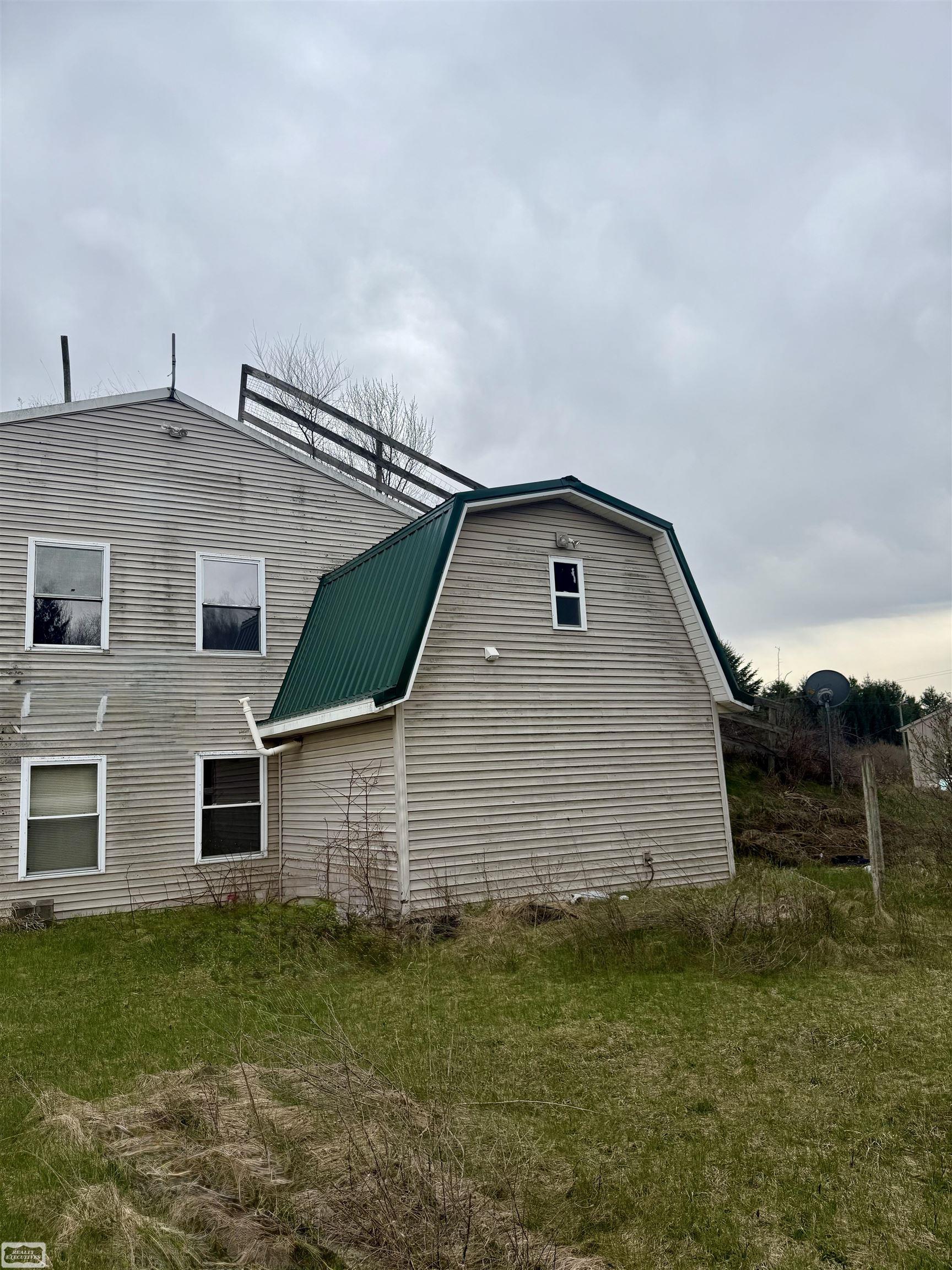 7285 Mayville Road Marlette, MI 48453 - Photo 37 of 39 Gallery Image 37