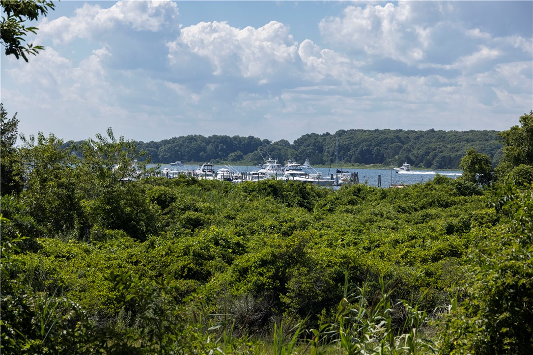 119 Avondale Road Westerly, RI 02891 - Photo 11 of 40 Gallery Image 11