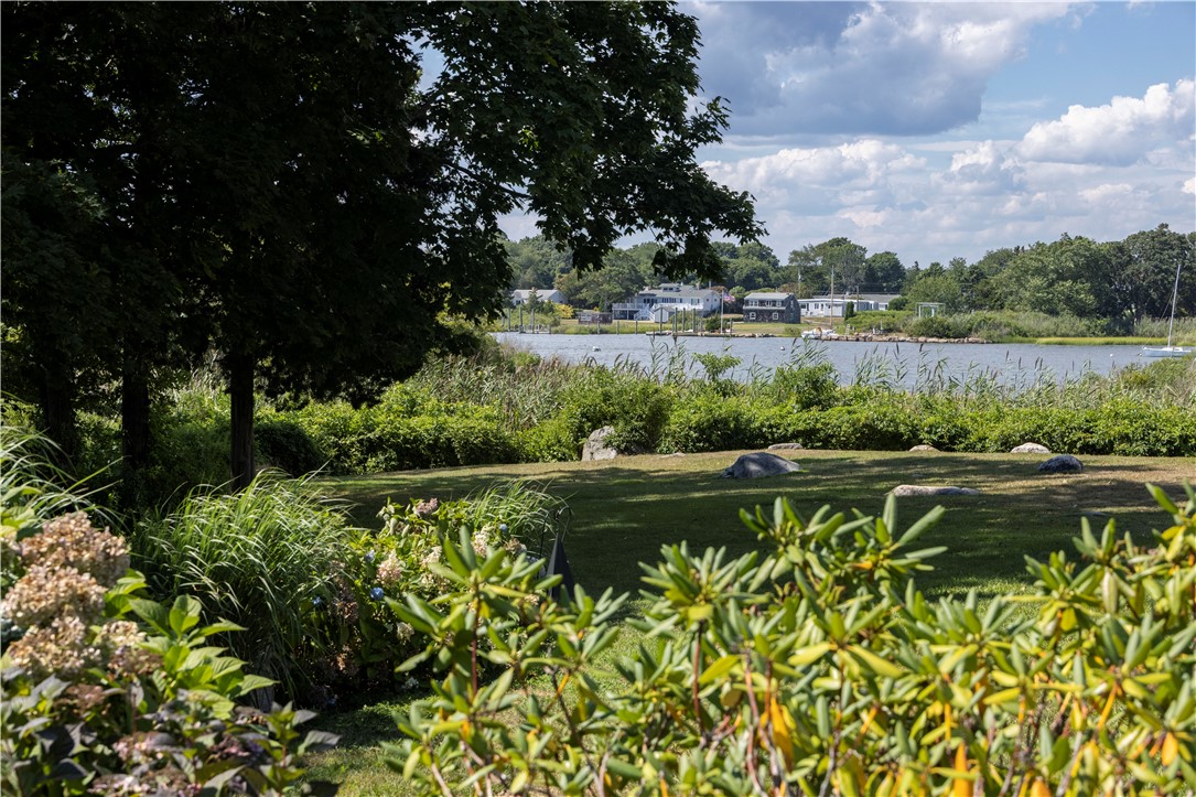 119 Avondale Road Westerly, RI 02891 - Photo 14 of 40 Gallery Image 14