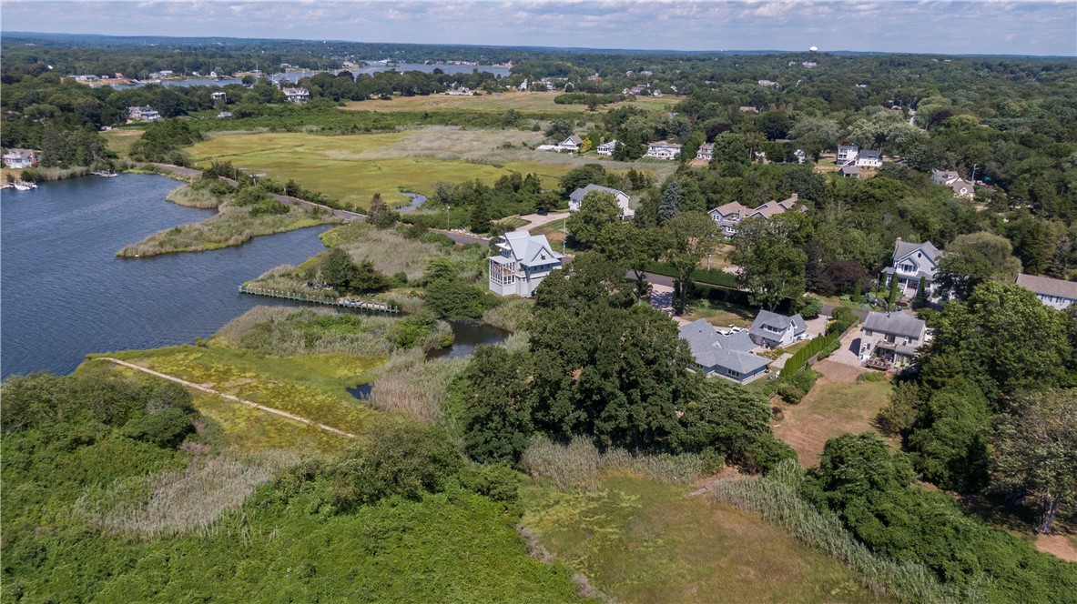 119 Avondale Road Westerly, RI 02891 - Photo 17 of 40 Gallery Image 17