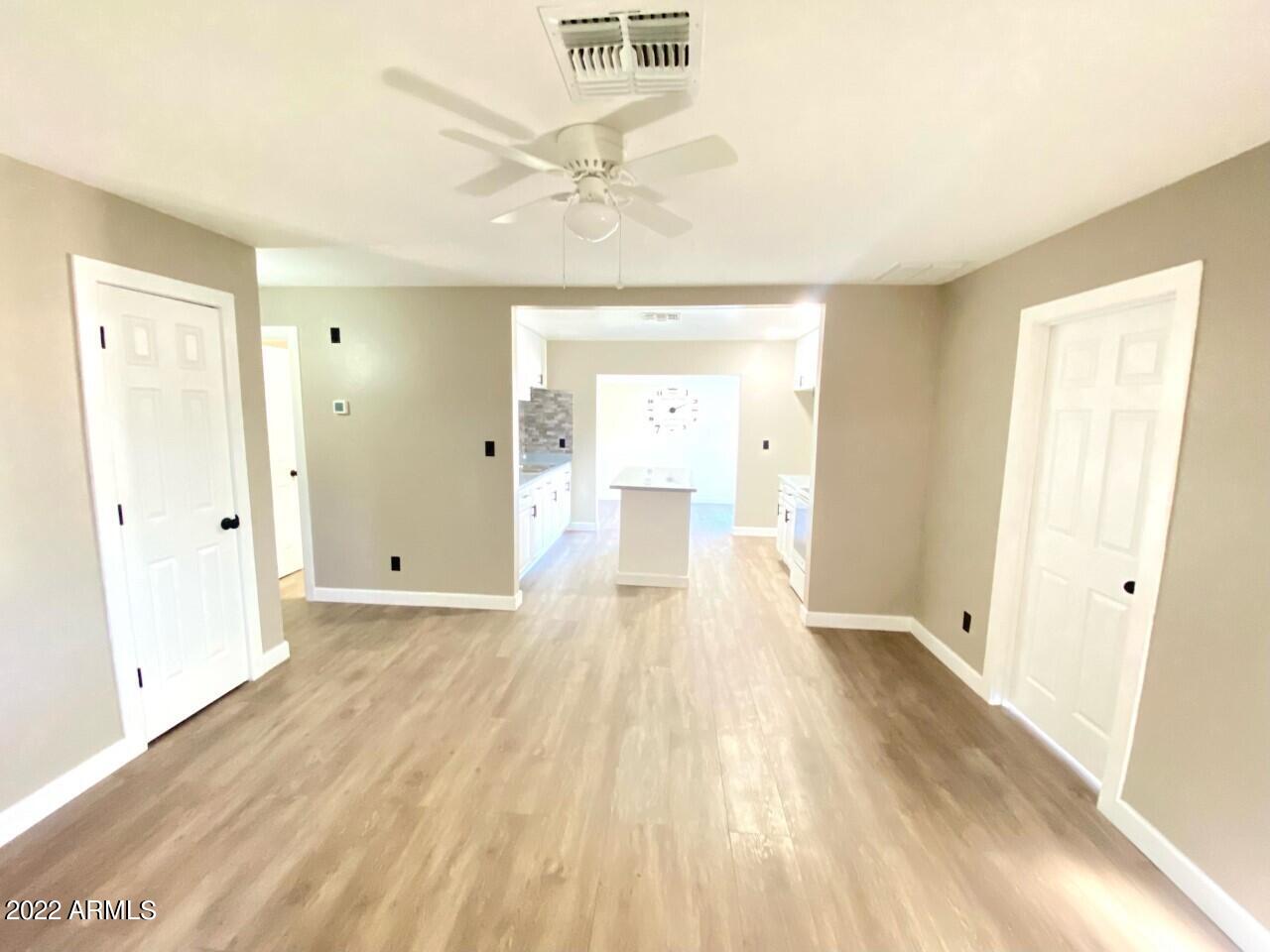 1512 West Carter Road Phoenix, AZ 85041 - Photo 13 of 37 thumbnail_image3 (3)