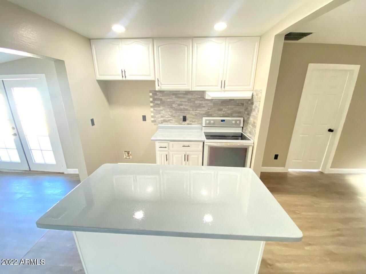 1512 West Carter Road Phoenix, AZ 85041 - Photo 27 of 37 thumbnail_image6
