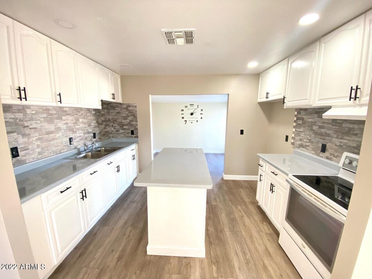 1512 West Carter Road Phoenix, AZ 85041 - Photo 10 of 37 thumbnail_image2 (2)