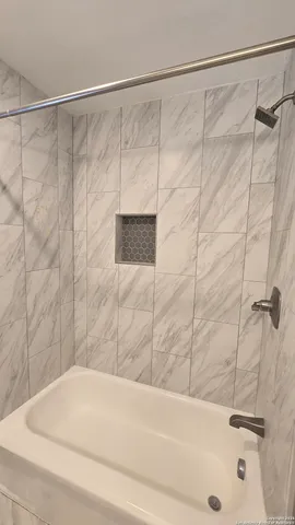 $1,800 | 606 Shadywood Lane, San Antonio, TX 78216