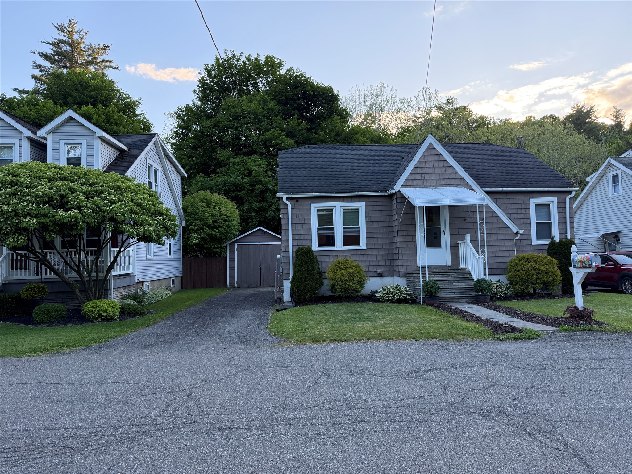 1248 Landon Road Vestal, NY 13850 - Photo 2 of 36