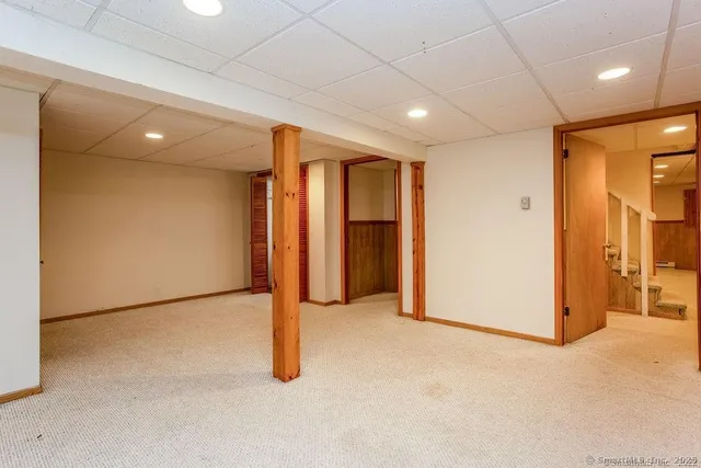 a view of empty room