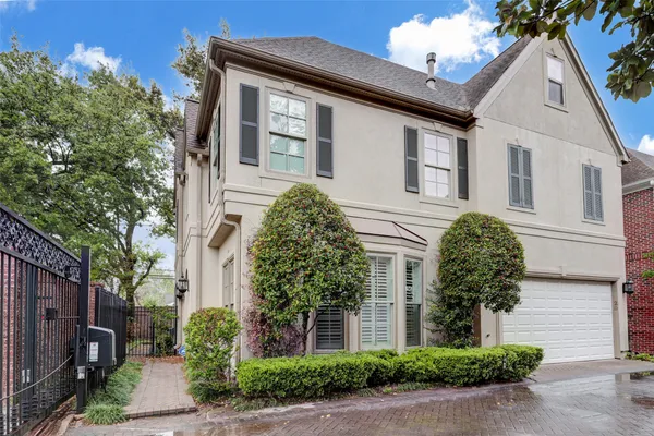 $5,950 | 20 Annapolis Court, West University Place, TX 77005