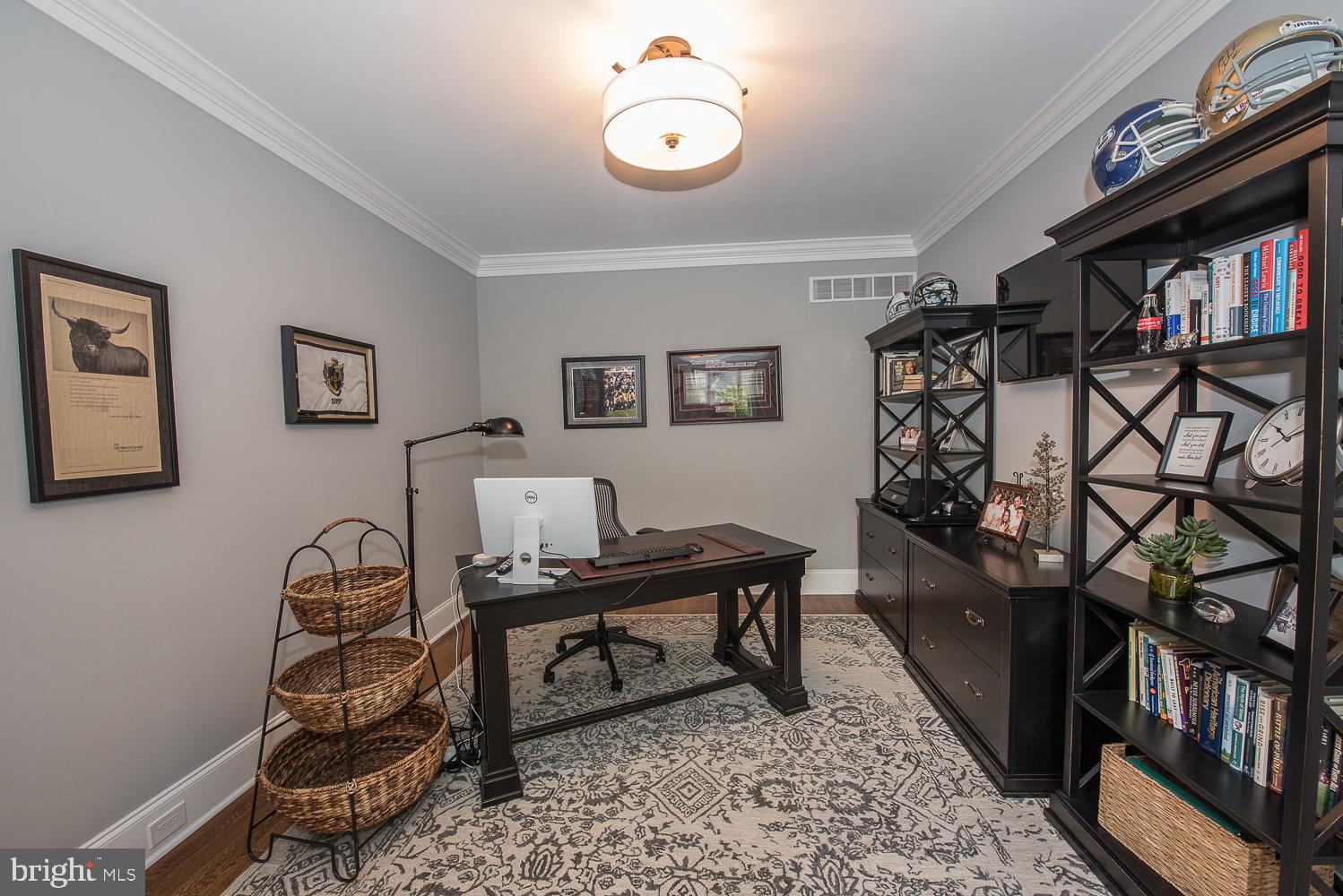 688 Knox Road Wayne, PA 19087 - Photo 19 of 51 Office/Study