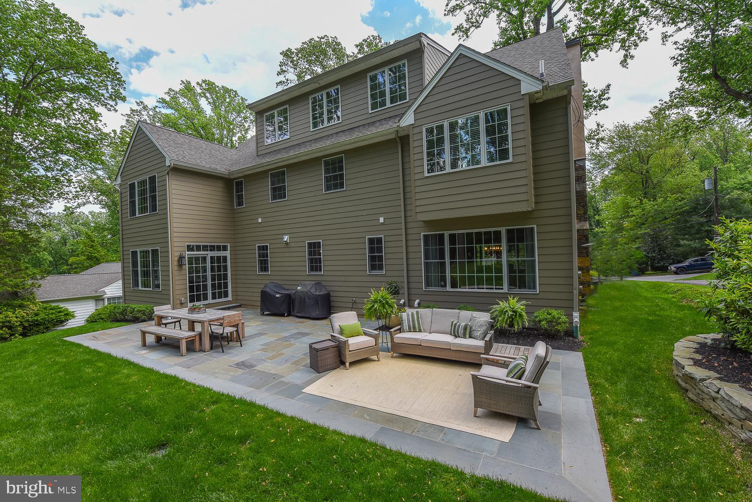 688 Knox Road Wayne, PA 19087 - Photo 48 of 51 Exterior - Flagstone Patio