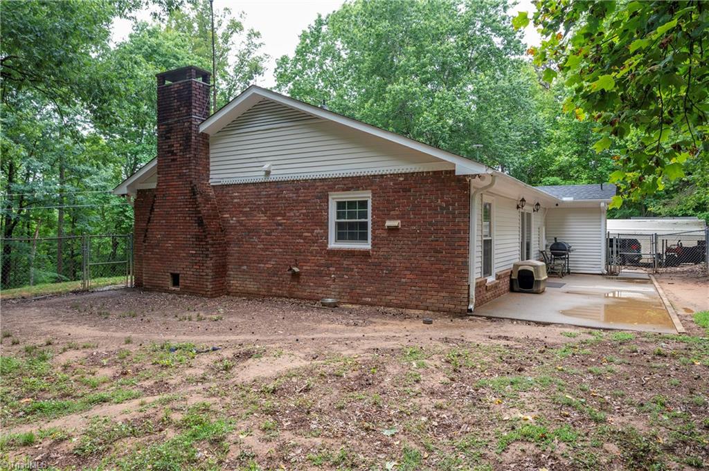 6404 Walnut Cove Road Walkertown, NC 27051 - Photo 35 of 44