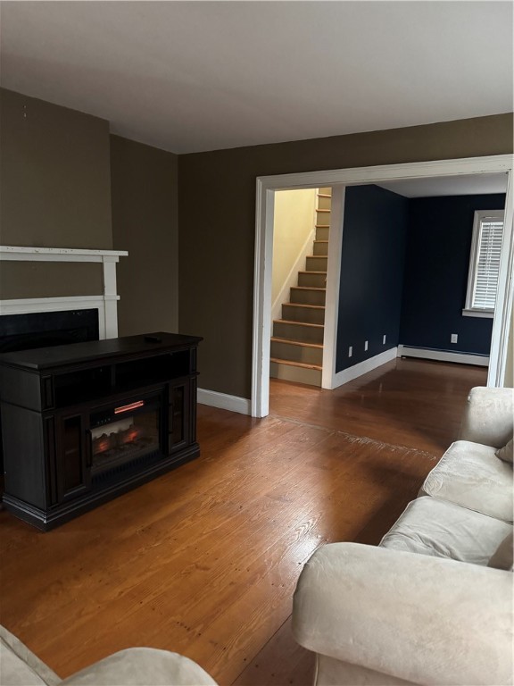 1100 Phenix Avenue Cranston, RI 02921 - Photo 3 of 8