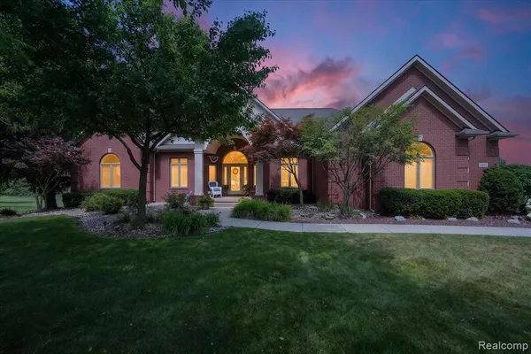 $925,000 | 2212 Lily Court, Davison, MI 48423