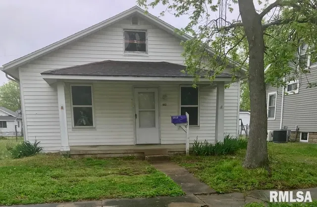 $28,500 | 1912 Hortense Street, Murphysboro, IL 62966