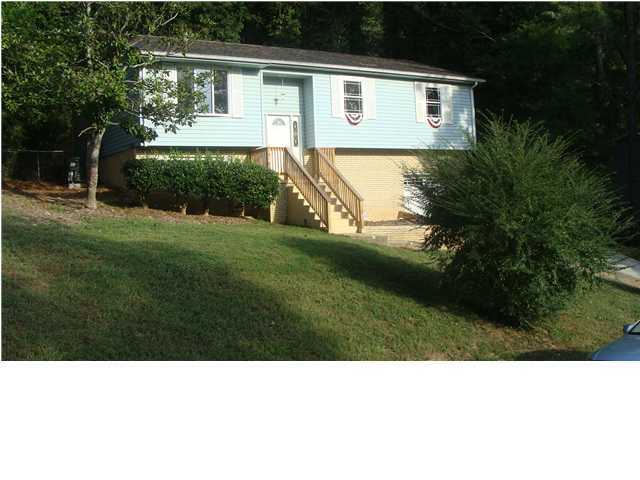 908 Gillespie Road Chattanooga, TN 37411 - Photo 1 of 12 Primary Photo