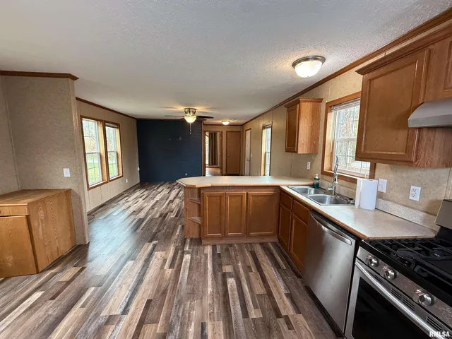 $114,900 | 90 Wheather Drive, Xenia, IL 62899