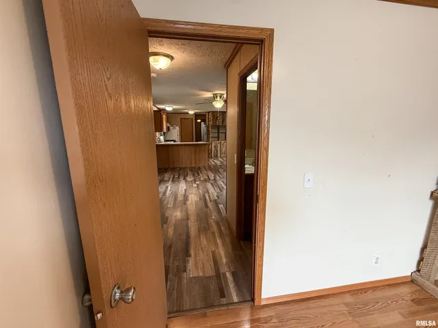 $114,900 | 90 Wheather Drive, Xenia, IL 62899