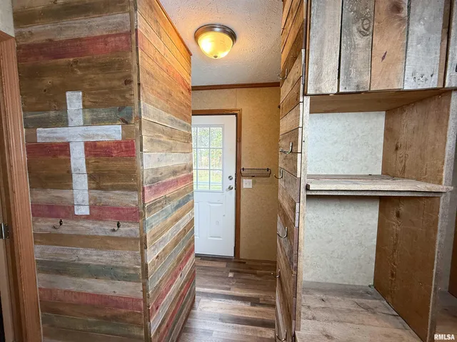 $114,900 | 90 Wheather Drive, Xenia, IL 62899