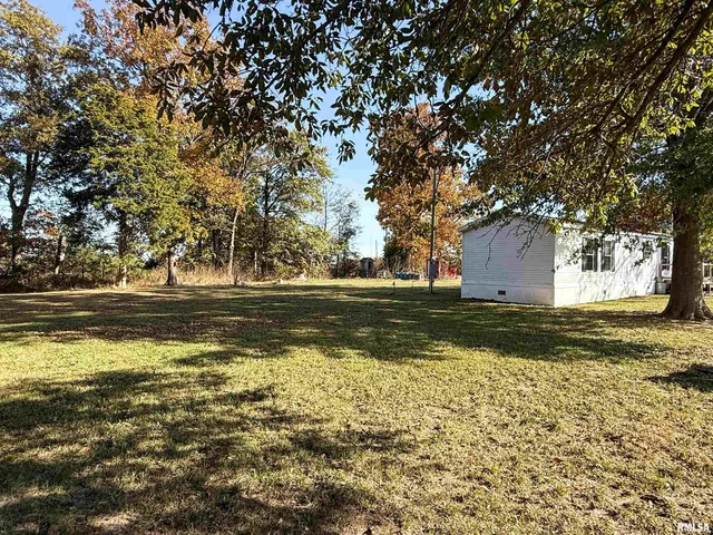 $114,900 | 90 Wheather Drive, Xenia, IL 62899