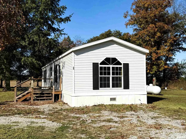 $114,900 | 90 Wheather Drive, Xenia, IL 62899