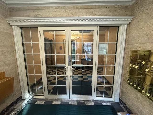 $2,800 | 3 Arlington Street, Unit 6, Cambridge, MA 02140