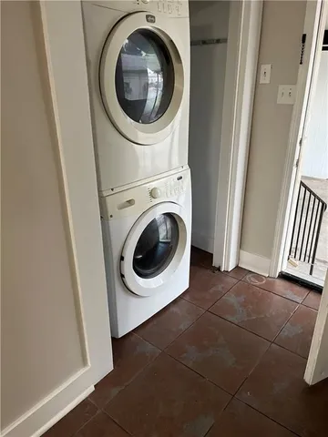 $1,800 | 3803 Derbigny Street, Metairie, LA 70001