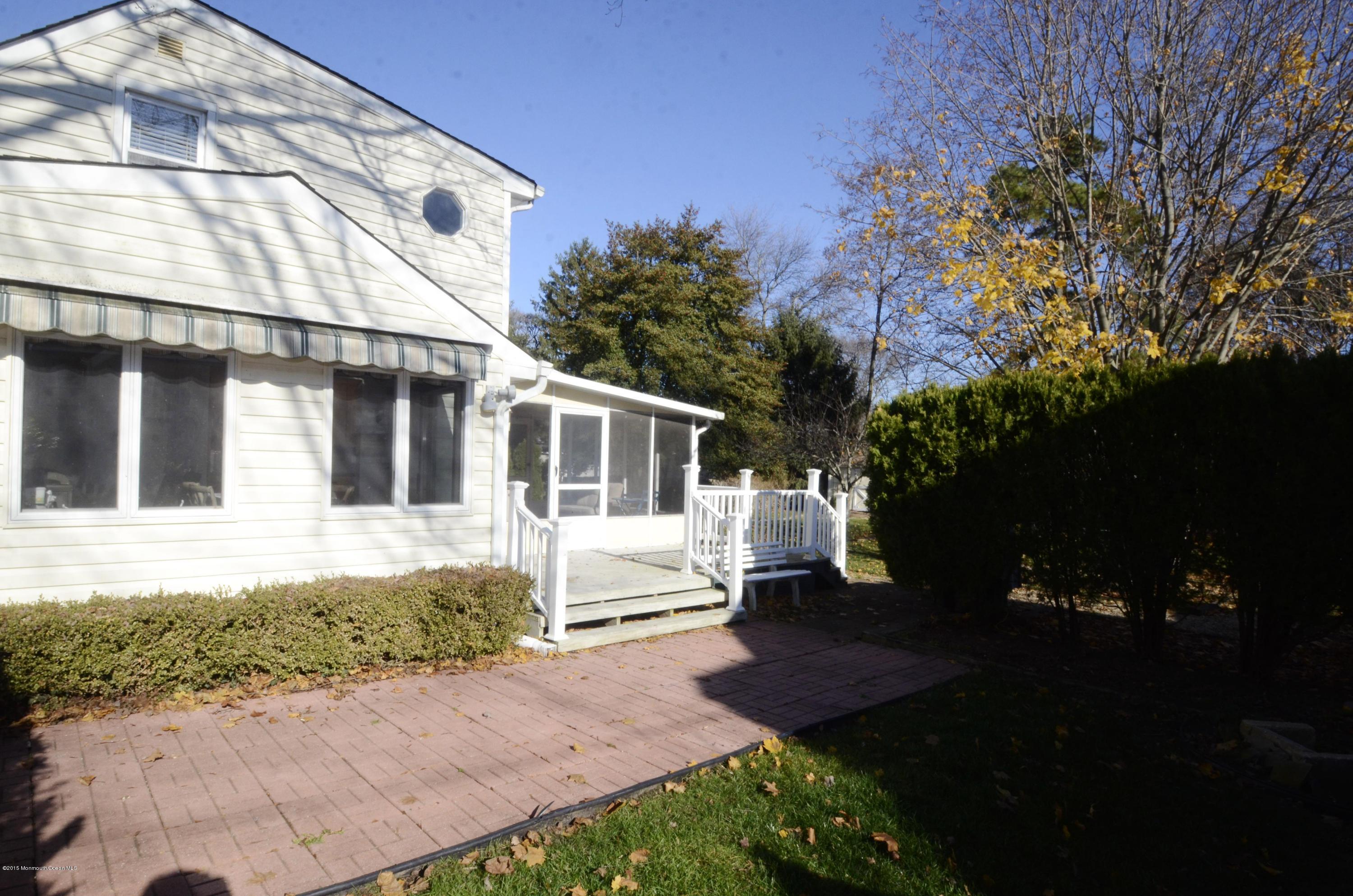 290 Sudbury Road Point Pleasant, NJ 08742 - Photo 3 of 22 _SPL7997