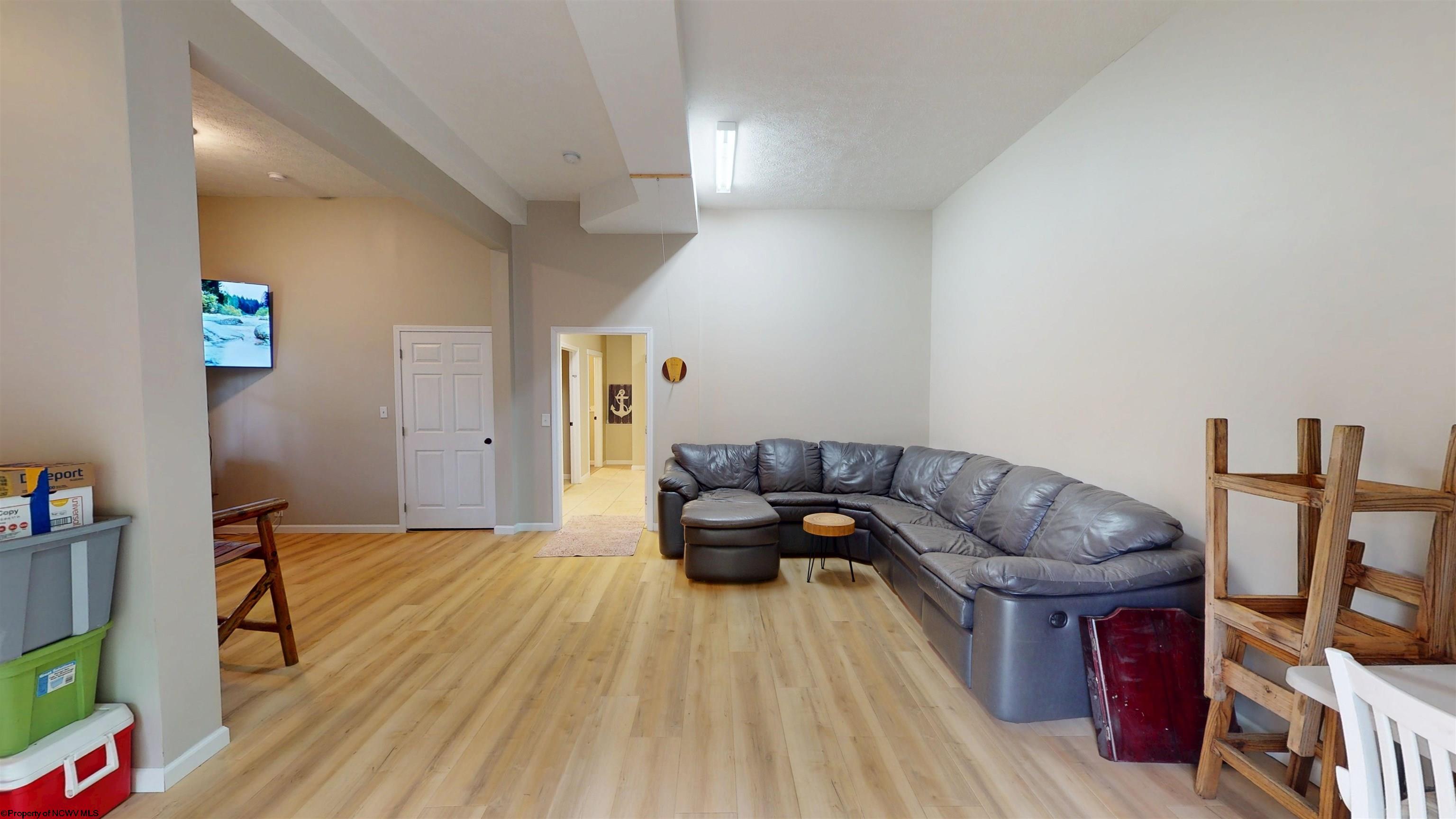 378 White Island Road Fairmont, WV 26554 - Photo 26 of 43 Gallery Image 26