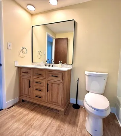 $1,900 | 207 Parkwood Drive, Cranberry Township, PA 16066