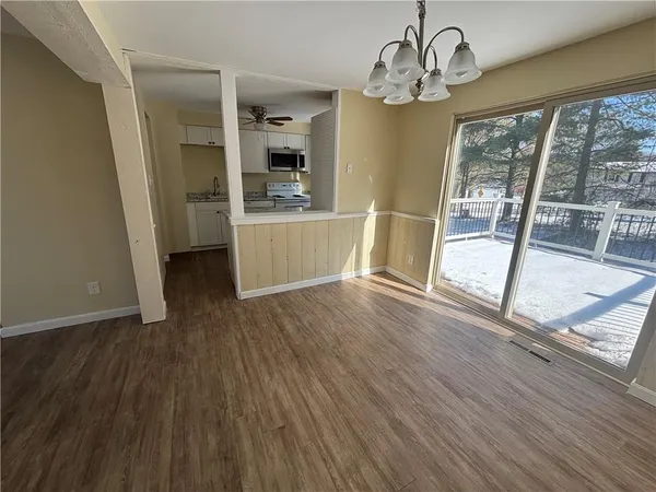 $2,095 | 207 Parkwood Drive, Cranberry Township, PA 16066