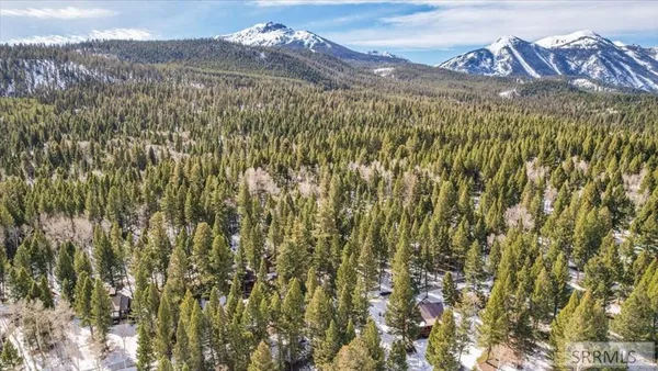 $995,000 | 3626 Meadow View Lane, Island Park, ID 83429