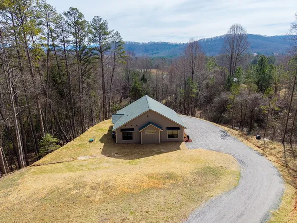 $449,000 | 155 Ivy Knob Terrace, Hayesville, NC 28904