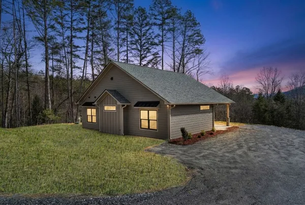 $449,000 | 155 Ivy Knob Terrace, Hayesville, NC 28904