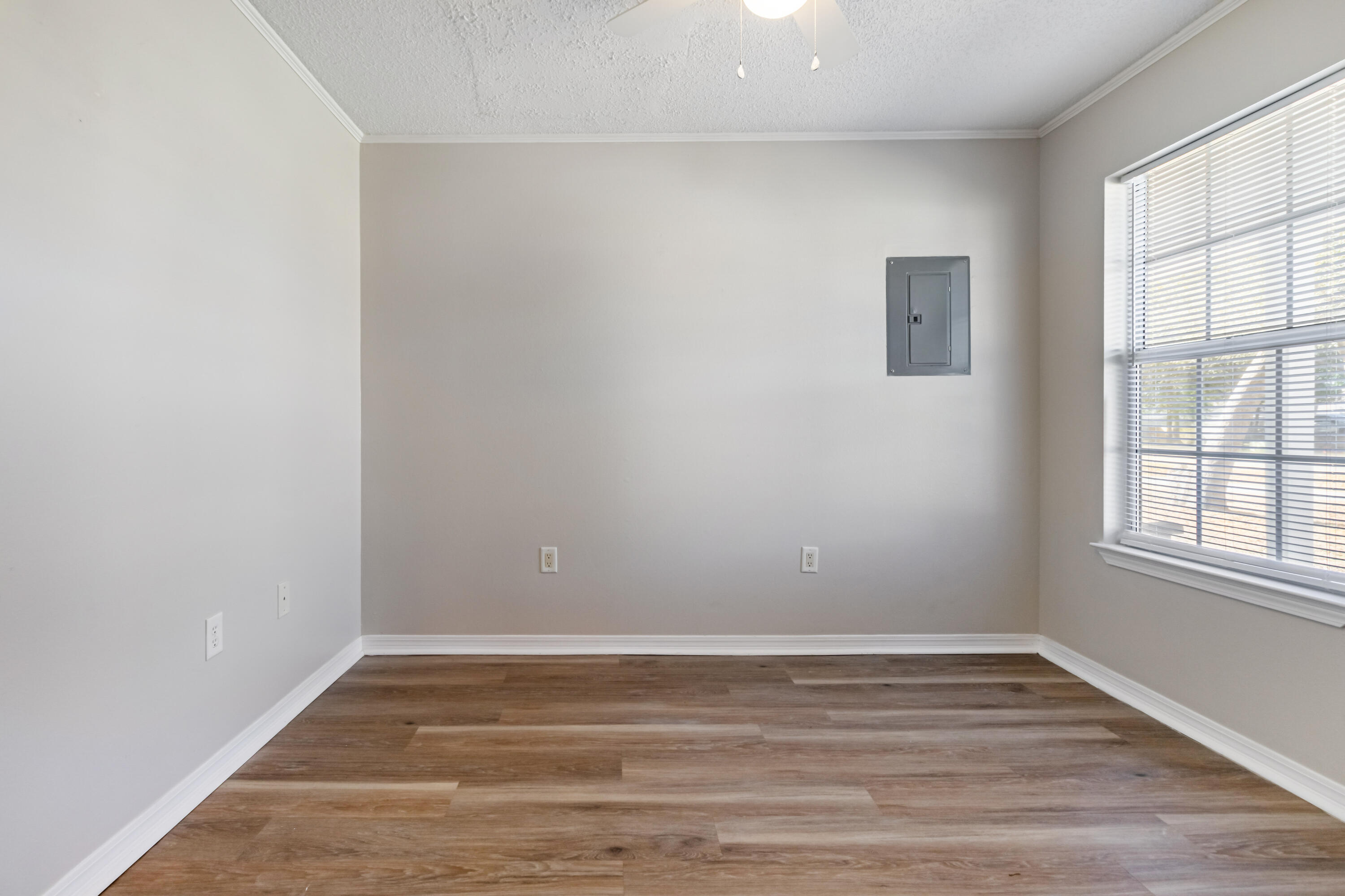 4565 Scarlet Drive Crestview, FL 32539 - Photo 12 of 32 d0698196-1980-4151-b782-a3ae26acd4bf - 0