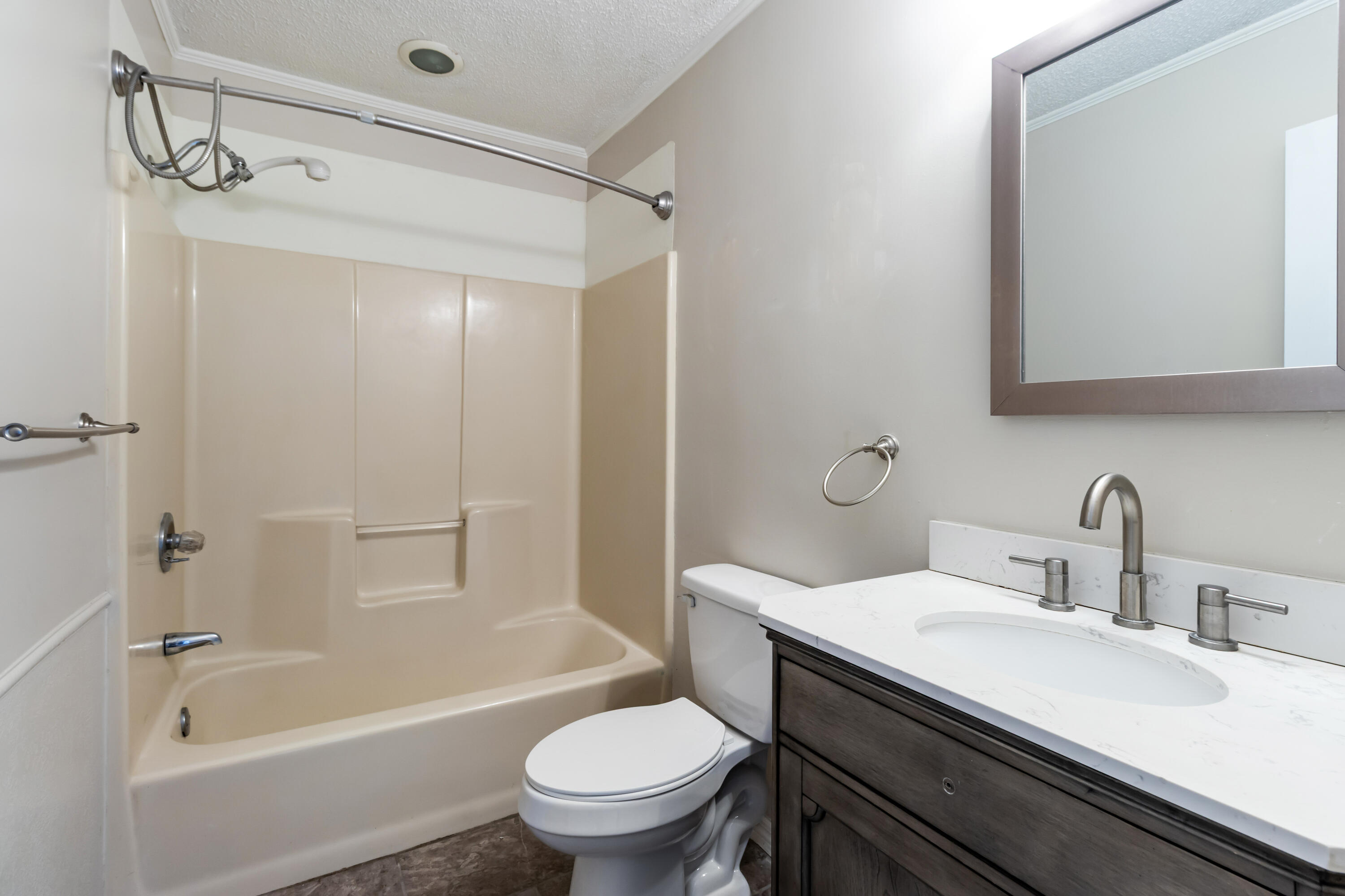 4565 Scarlet Drive Crestview, FL 32539 - Photo 21 of 32 d0698196-1980-4151-b782-a3ae26acd4bf - 0