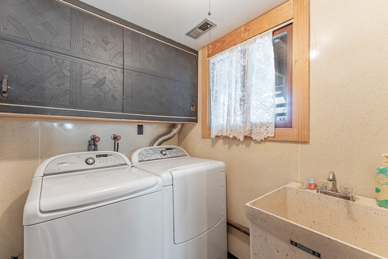729 Yates Avenue Romeoville, IL 60446 - Photo 18 of 18 a utility room with dryer and washer