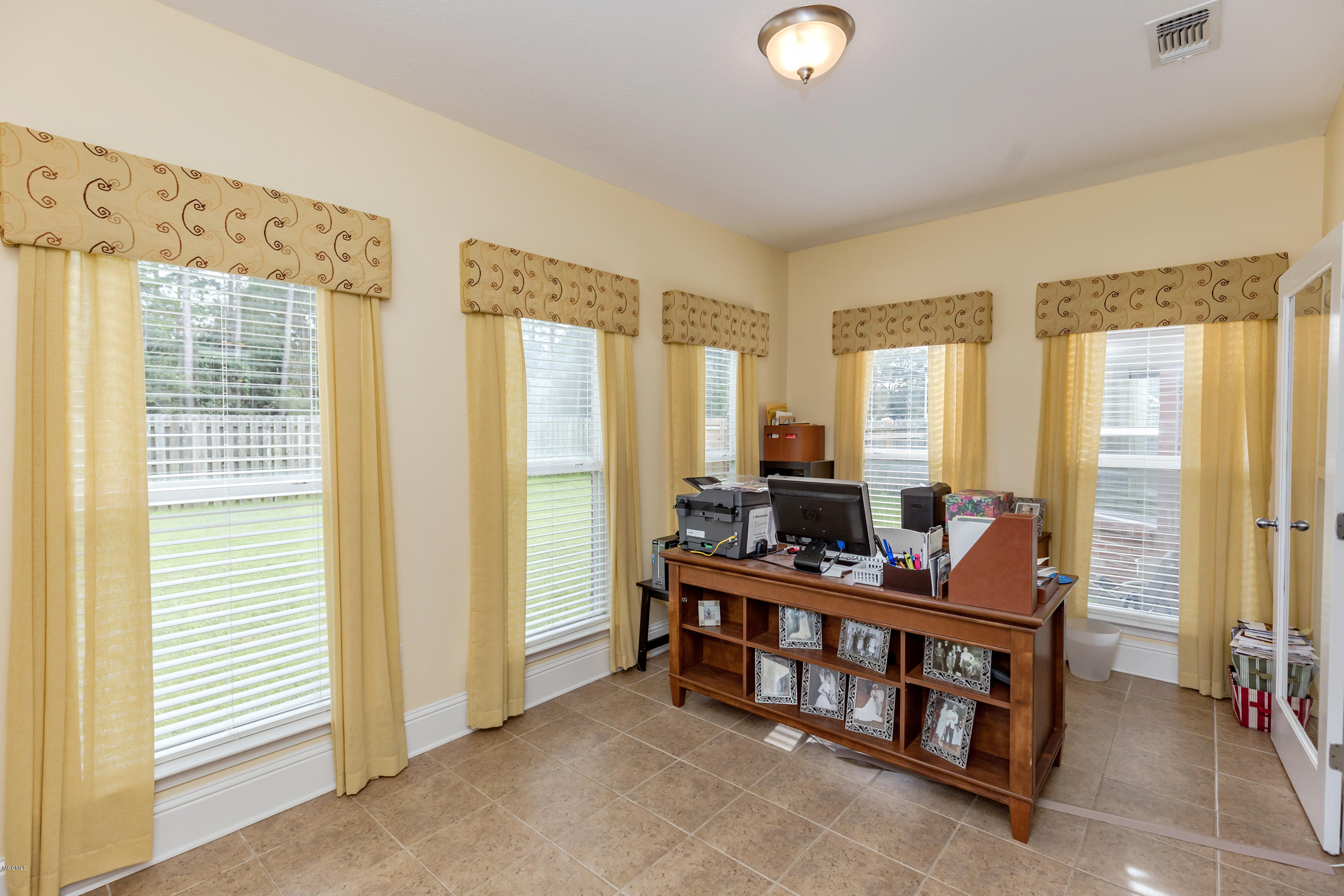 7841 Rue Morgan Ocean Springs, MS 39564 - Photo 17 of 45 IMG_2986