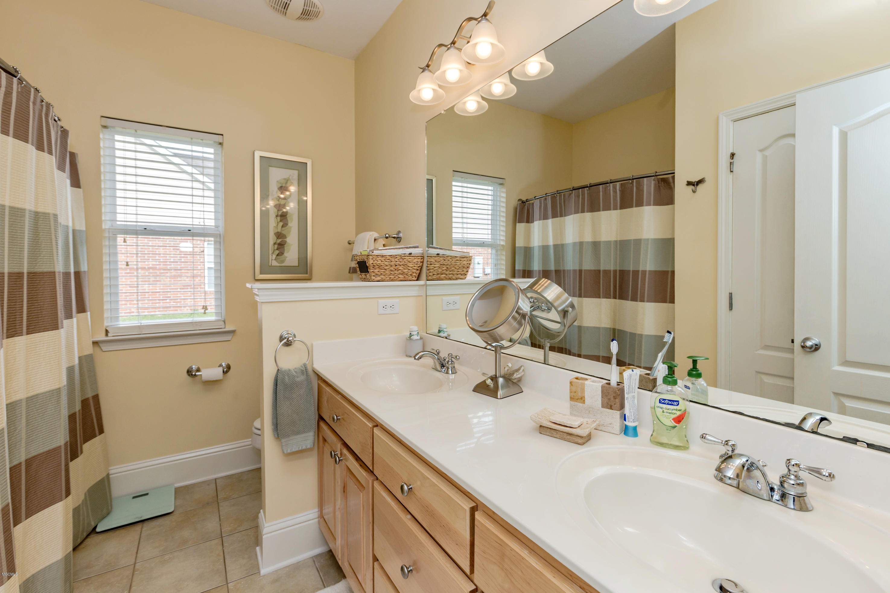 7841 Rue Morgan Ocean Springs, MS 39564 - Photo 29 of 45 IMG_3000