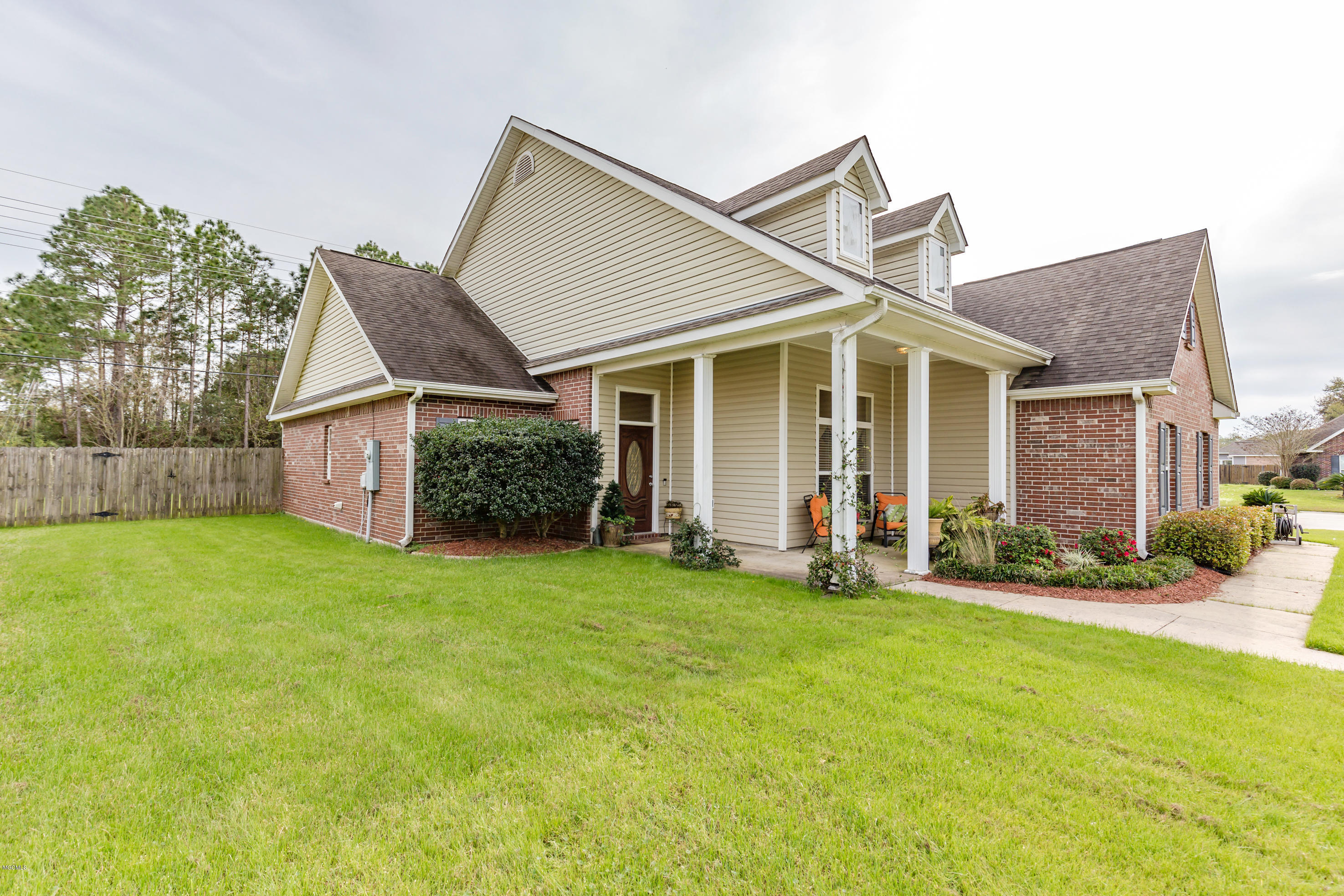 7841 Rue Morgan Ocean Springs, MS 39564 - Photo 40 of 45 IMG_3024
