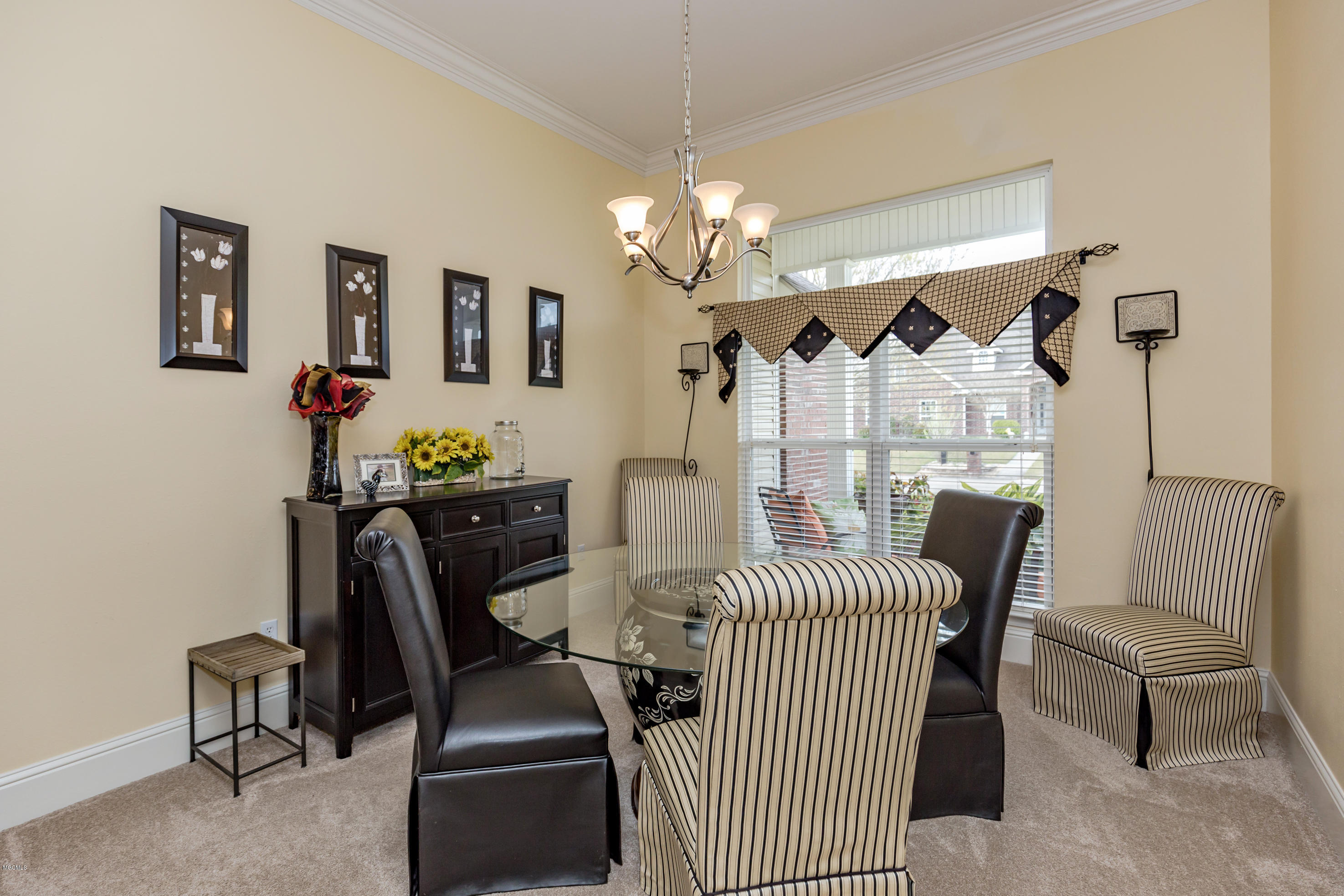 7841 Rue Morgan Ocean Springs, MS 39564 - Photo 6 of 45 IMG_2972