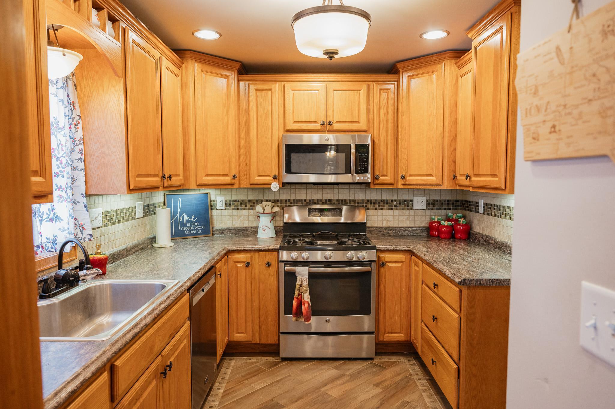 226 South Linton Street Blue Earth, MN 56013 - Photo 13 of 59